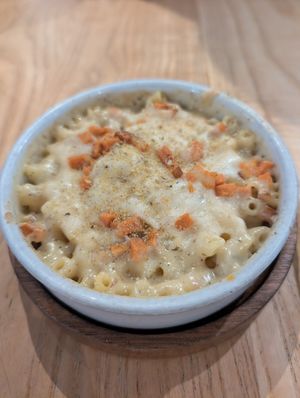Mac and cheese at Purezza Camden in London
