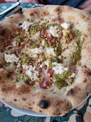 Pistachio pizza at Purezza Camden in London