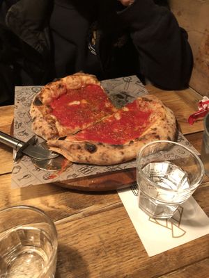 Marinara pizza at Purezza Camden in London