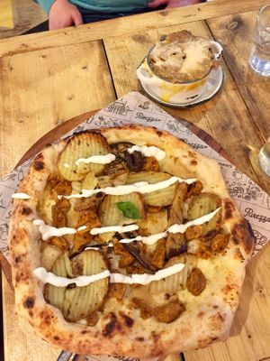 Couch potato pizza with a side of mac and cheese at Purezza Camden in London