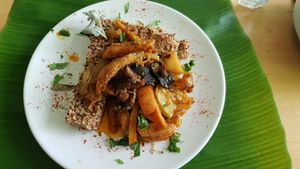 Prato principal at The Plant Kingdom in Paleo Faliro