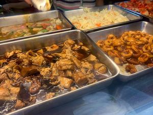 Buffet spread. Photo by Henry Lau aka Mr Purple at Shan Yuan 善緣素食 in East Singapore
