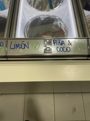 Lemon and pineapple  at Il Gelato del Mercato in Tenerife