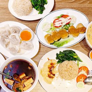 Vegan foodie at Genesis 创世界素食馆 in Central Singapore