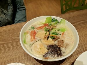 Fish head vermicelli yumm! at Genesis 创世界素食馆 in Central Singapore