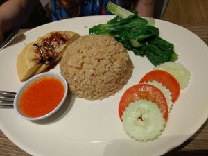 Chicken rice at Genesis 创世界素食馆 in Central Singapore