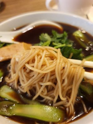 Nice vermicelli at Genesis 创世界素食馆 in Central Singapore