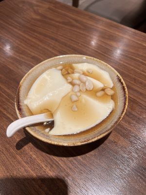 Douhua  at DeliSoys - Shàng Shàn Dòu Jiā 上善豆家 in Taipei