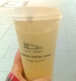 Mango nut mylk at NUTTEA 堅果奶茶 in Taipei