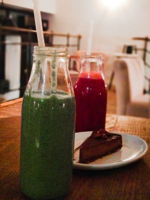 Smoothies and raw cake at Mondieu - Staré Mesto in Bratislava
