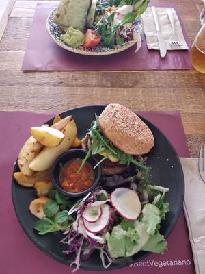 Hippie Love Burger  at Beet Vegetariano in Torrevieja