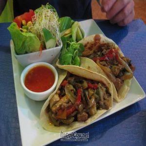 vegan fajitas at Beet Vegetariano in Torrevieja