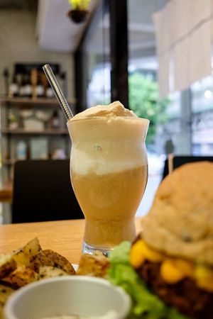 Rootbeer float at Ooh Cha Cha - Banqiao in Taipei