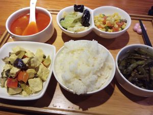 Lunch menu at ZiZai Xuan SuShi LiaoLi in Shanghai