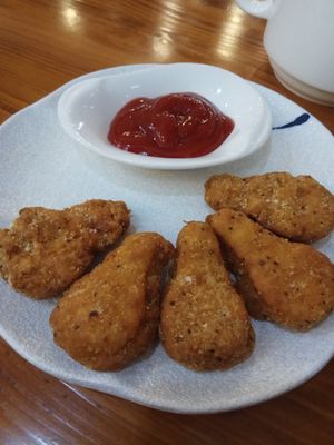 Dishes at ZiZai Xuan SuShi LiaoLi in Shanghai