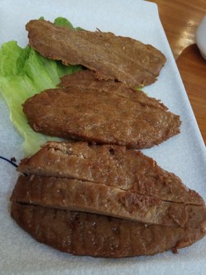 Dishes at ZiZai Xuan SuShi LiaoLi in Shanghai