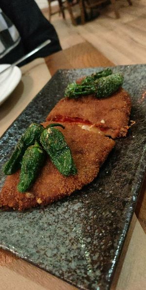 Cachopo (incluía patatas pero nos las comimos antes de hacer la foto 😅) at Hakuna Matata Veggie in Madrid