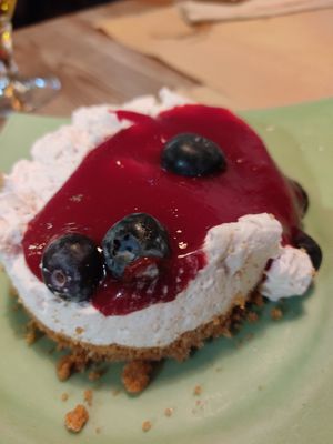 Bloody Cheesecake at Hakuna Matata Veggie in Madrid