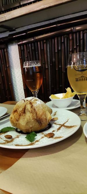 Pastel mozarabe de heura at Hakuna Matata Veggie in Madrid