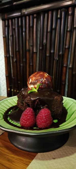 Brownie at Hakuna Matata Veggie in Madrid