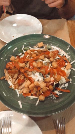 ensalada césar at Hakuna Matata Veggie in Madrid