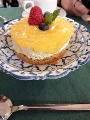 Cheesecake at Hakuna Matata Veggie in Madrid