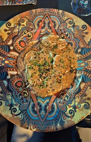 ravioli de beyond meat al cava at Hakuna Matata Veggie in Madrid