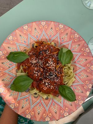 Albóndigas de lenteja roja at Hakuna Matata Veggie in Madrid