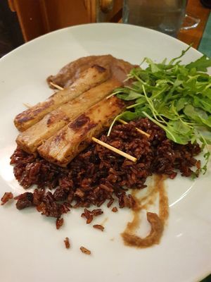 Ribs at Hakuna Matata Veggie in Madrid