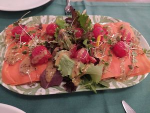 Focaccia de no salmón at Hakuna Matata Veggie in Madrid