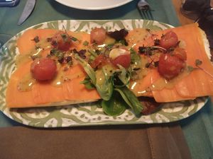 No salmón en focaccia #Veganuary at Hakuna Matata Veggie in Madrid