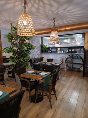 Local at Hakuna Matata Veggie in Madrid