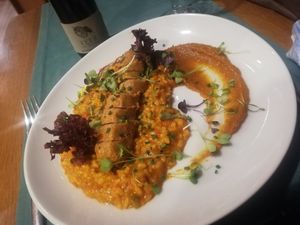 Vegan paella at Hakuna Matata Veggie in Madrid