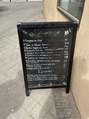 Menu  at Hakuna Matata Veggie in Madrid