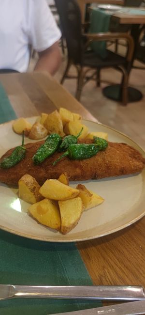 Cachopo at Hakuna Matata Veggie in Madrid