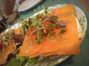 No sé de qué está hecho pero está muy rico. at Hakuna Matata Veggie in Madrid