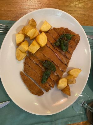 Cachopo at Hakuna Matata Veggie in Madrid