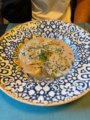 Beyond Meat ravioli in truffled foie gras sauce at Hakuna Matata Veggie in Madrid