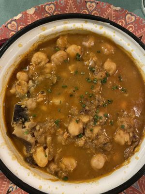 Vegan callos   at Hakuna Matata Veggie in Madrid