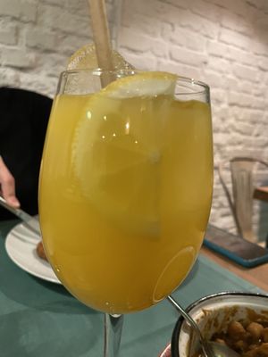 Lemonade  at Hakuna Matata Veggie in Madrid