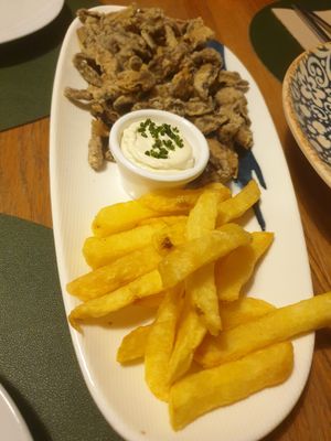 Chopitos de seta at Hakuna Matata Veggie in Madrid