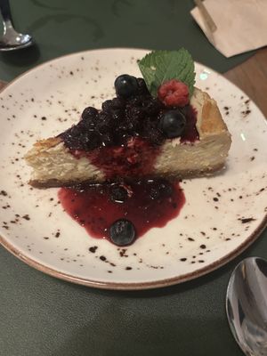 Cheesecake  at Hakuna Matata Veggie in Madrid