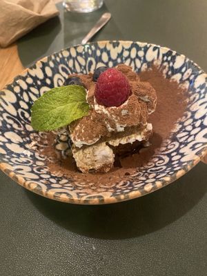 Tiramisu (not my favourite but still v tasty)  at Hakuna Matata Veggie in Madrid