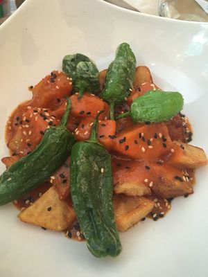 Patatas bravas at Hakuna Matata Veggie in Madrid