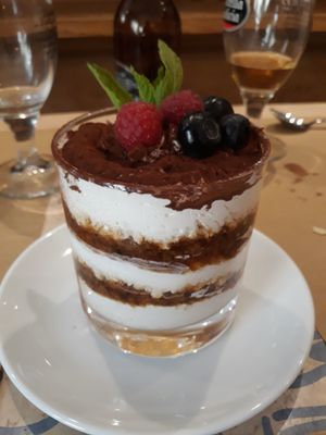 Tiramisú at Hakuna Matata Veggie in Madrid