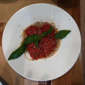 Albóndigas de lentejas at Hakuna Matata Veggie in Madrid