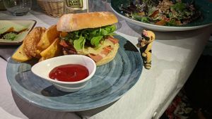 Hamburguesa at Hakuna Matata Veggie in Madrid