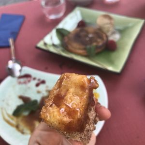 Dessert amazing  at Hakuna Matata Veggie in Madrid