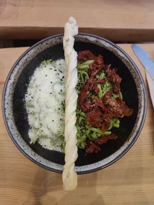 Linguine with sun-dried tomatoes and parmesan at The Wildcat in Fort William