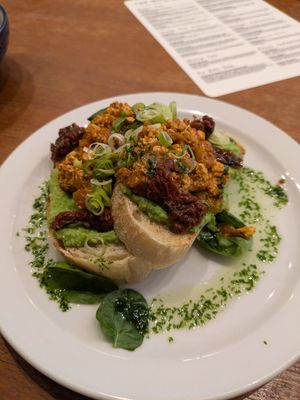 Scrambled tofu at The Wildcat in Fort William